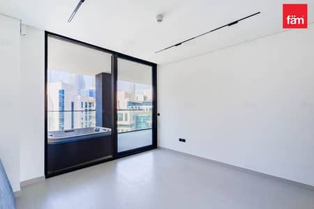 Studio for Rent in Business Bay, Dubai - LUXURY / BRAND NEW / READY TO MOVE / BURJ VIEW
