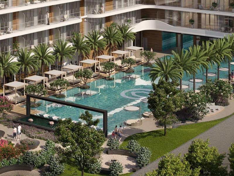 4 pool side. jpg