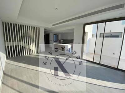 3 Bedroom Townhouse for Sale in Yas Island, Abu Dhabi - 640106d3-fb2f-4c6f-9a34-ff35805b2a15. jpg
