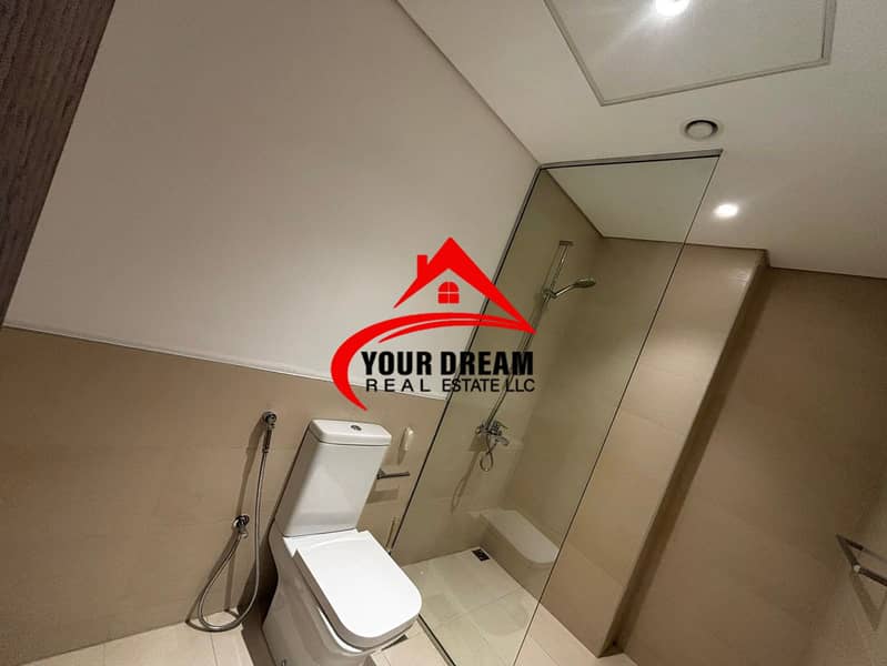 13 6abeb867-32fe-49ef-b077-da165fa80159. jpeg