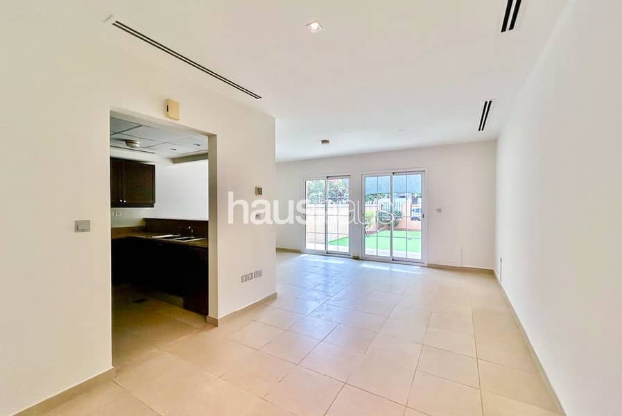Vacant| Excellent Condition| Single Row Park View Vacant| Excellent Condition| Single Row Park View