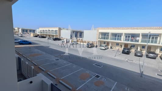 2 Bedroom Townhouse for Rent in Dubailand, Dubai - IMG-20250412-WA0013. jpg 2 Bedroom Townhouse for Rent in Dubailand, Dubai - IMG-20250412-WA0013. jpg