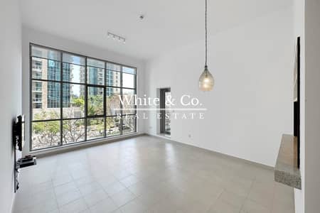 2 Bedroom Flat for Sale in Downtown Dubai, Dubai - Largest Layout | Bright | Prime Location