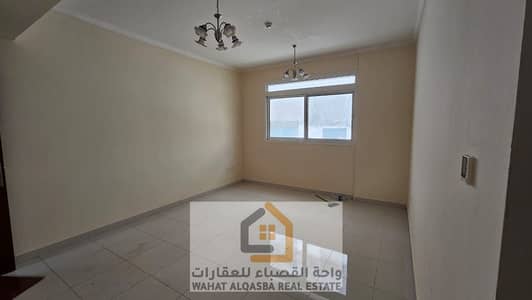 Bed Room and hall for Rent Maintenance Free