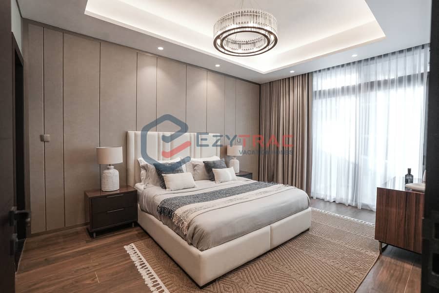 7 Nobles 1204 Airbnb Business Bay - Bedroom 01. jpg