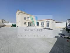 فیلا في مدينة الرياض 5 غرف 170000 درهم - 11332138