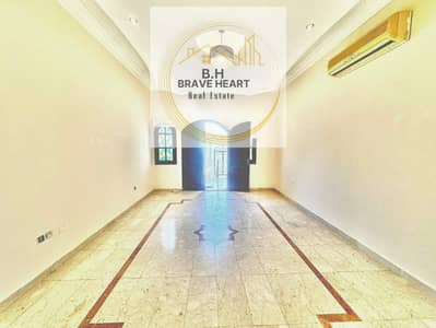 Studio private entrance in Al Mushrif 3.500 monthly