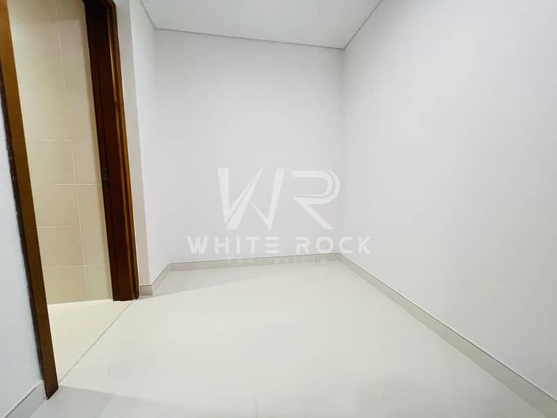 8 4c4eb5b5-b3bd-4e1f-8313-d284fd8a99ff. jpg