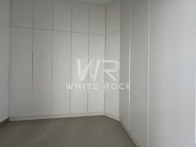 13 483e11a0-cdeb-410d-b804-fa3a3390bee9. jpg