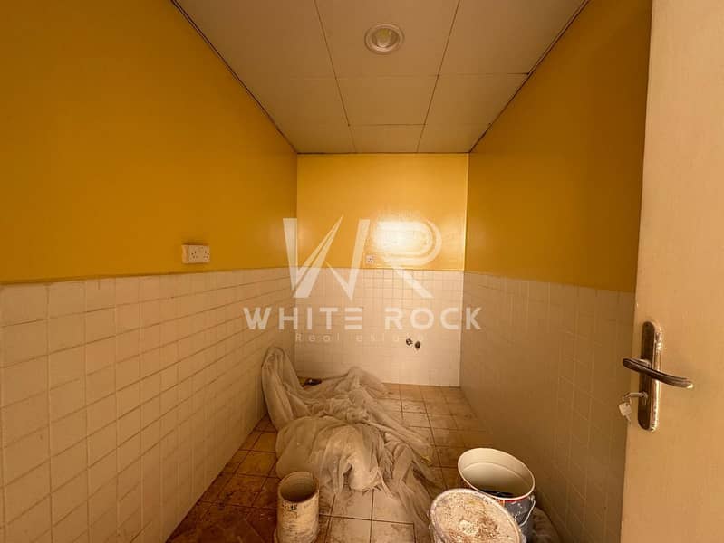 32 c9ac9e4a-5ee4-4875-af2e-1ab6736afdb6. jpg