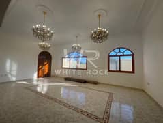 فیلا في بين الجسرين 5 غرف 174999 درهم - 11130159
