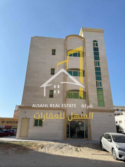 Building for sale in an excellent location