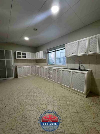 Ground floor Decorated 2BR, Majlis, kitchen, 3 bathroom apartment for monthly 6000 rent