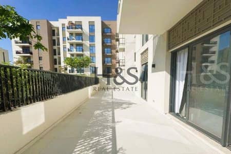 1 Bedroom Flat for Sale in Al Khan, Sharjah - Beachfront Unit | Stunning Sea Views | Vacant |