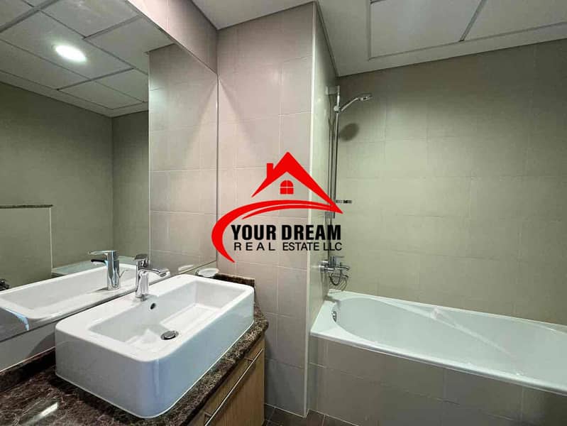 20 01dcf8fb-96e2-49d8-ab3a-878ee030d84c. jpg