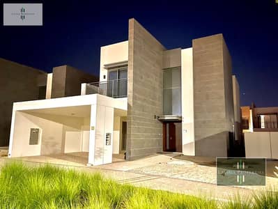 3 Bedroom Villa for Rent in Dubai South, Dubai - Live in Comfort| Stunning Villa Available for Rent