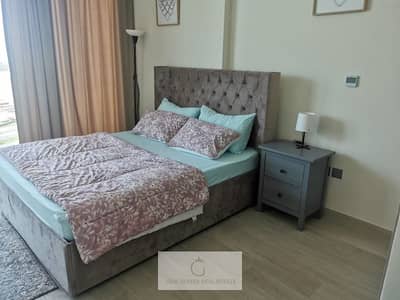 Modern Furnished / Azizi Farhad / Ready To Move