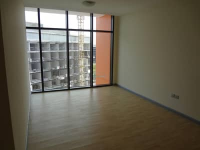 SPACIOUS ONE MONTH FREE STUDIO+POOL+GYM+PARKING SPACIOUS ONE MONTH FREE STUDIO+POOL+GYM+PARKING