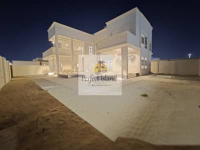 فیلا 8 غرف نوم للايجار في الشوامخ، أبوظبي - WhatsApp Image 2025-02-11 at 19.39. 36_1516a1fe. jpg