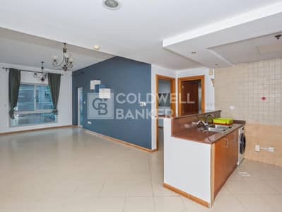 1 Bedroom Apartment for Rent in Dubai Marina, Dubai - Big Size | Prime Location | Well-Maintained