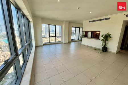 2 Bedroom Flat for Sale in Downtown Dubai, Dubai - Full Burj Khalifa View | Tenanted | High Floor 2 Bedroom Flat for Sale in Downtown Dubai, Dubai - Full Burj Khalifa View | Tenanted | High Floor