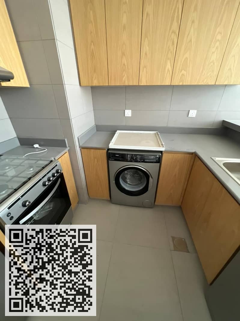 6 5d150b15-da55-47bb-8cc8-f6076932bd57. jpg