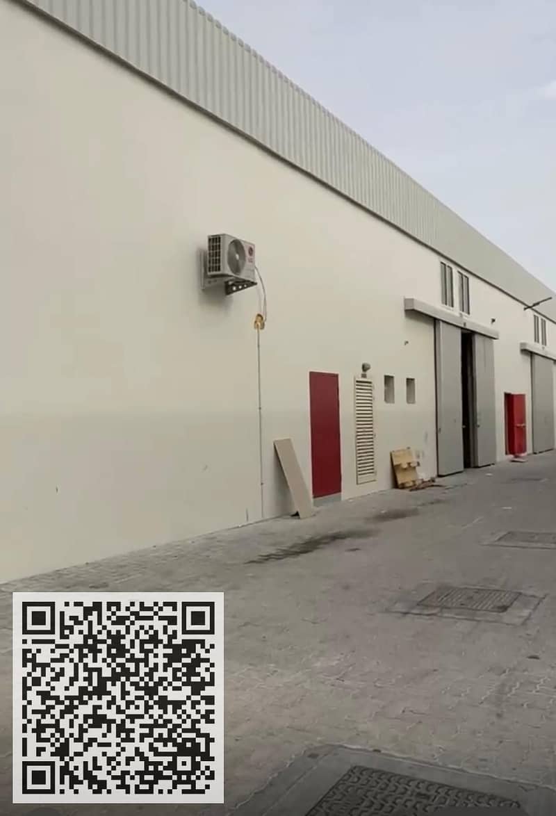 12 e5b05240-3043-4b35-9cfc-8c63f5a5ee70. jpg