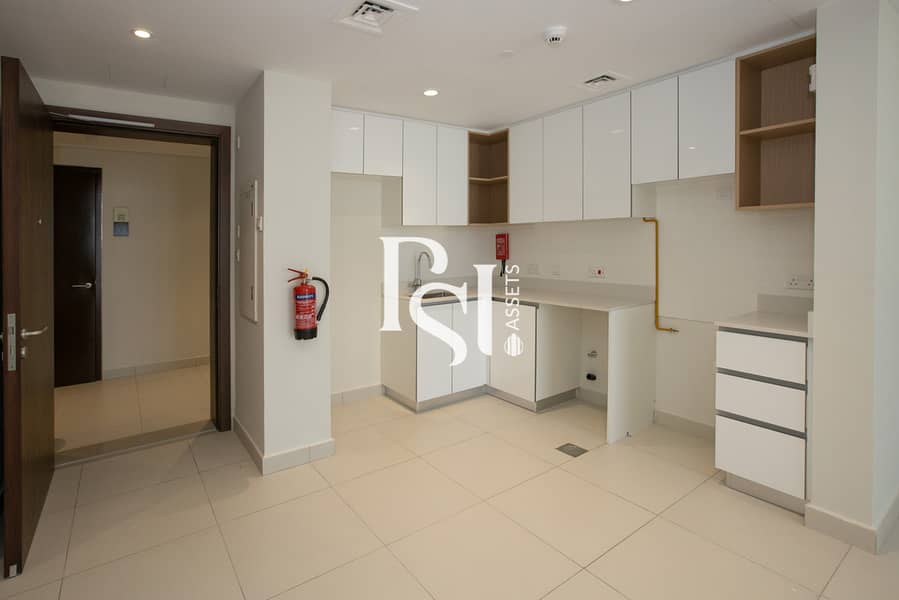 8 Reflection Tower-Shams-Abu-Dhabi-Al-Reem-Island-Kitchen. jpg