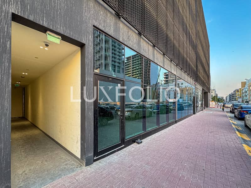 Road Facing | Prime location | Vacant Now Road Facing | Prime location | Vacant Now