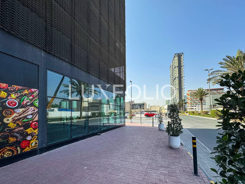 Main Road View | Corner Unit | Prime location Main Road View | Corner Unit | Prime location