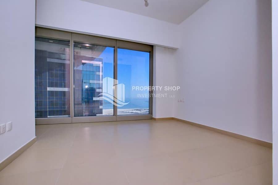 4 1632195-14806-Bedroom. jpg