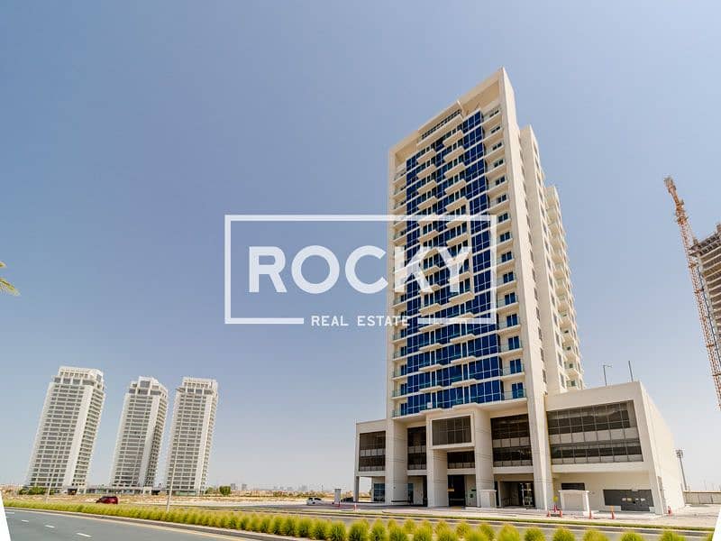 11 rocky Real Estate - Arjan - Science Park Residence - Common (7 of 7). jpg