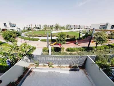 3 Bedroom Villa for Rent in Dubailand, Dubai - On the Park | Single Row | Brand New | Sunny and Bright