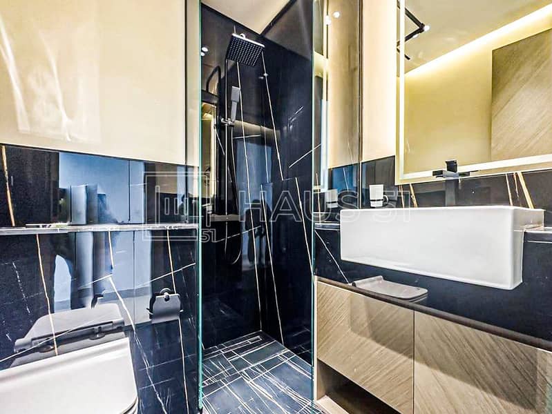 12 BinGhatti canal 1502 new listing-16. jpg