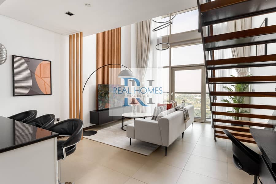 16 Living Room 4. jpg