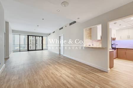 2 Bedroom Apartment for Sale in Dubai Marina, Dubai - New Listing | Fully Upgraded | Vacant
