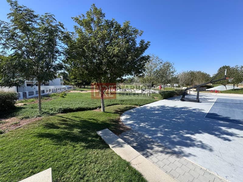 位于达马克山庄,公园别墅,洛克伍德别墅群 3 卧室的联排别墅 179000 AED - 11088357 位于达马克山庄,公园别墅,洛克伍德别墅群 3 卧室的联排别墅 179000 AED - 11088357