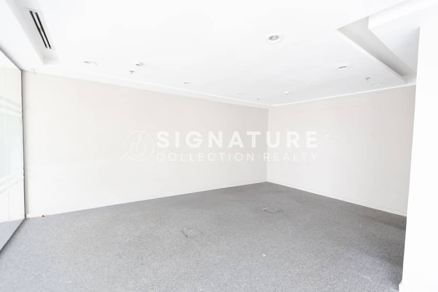 11 2E1A9930. jpg