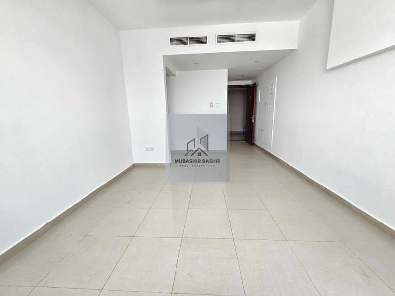 5 0dcc06ab-6ce0-4566-b086-26c4bc21ad56. jpg