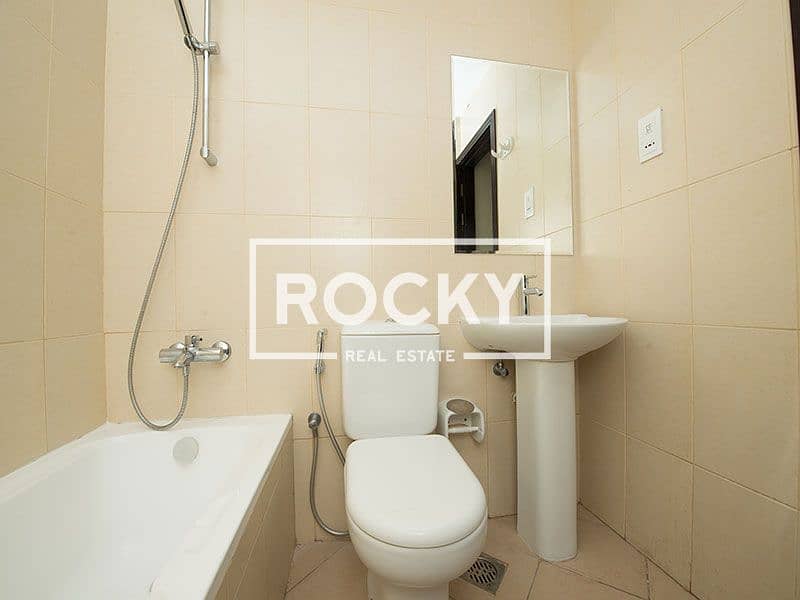 19 AlBarsha_MatarSaifBldg_208-3BR-WB-23. jpg