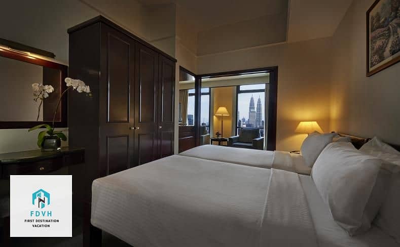 4 Studio Room Twin Tower View. jpg
