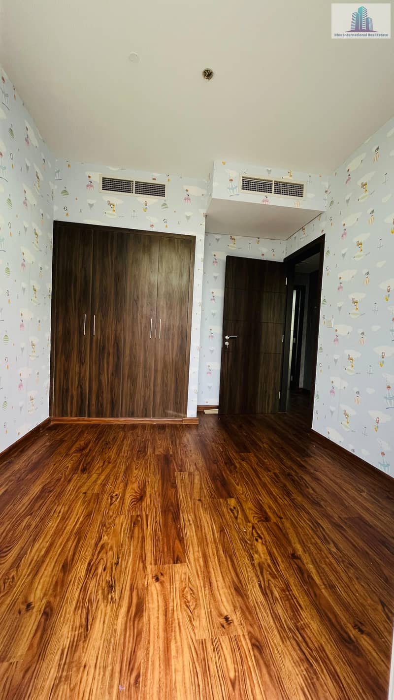 5 Pic 4. jpg