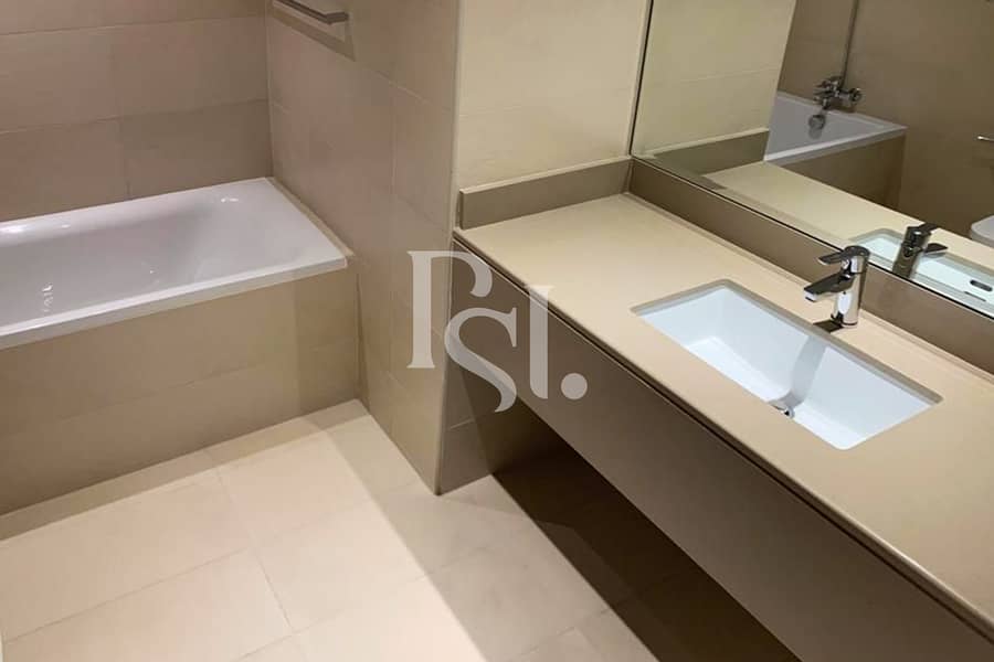 7 3BRM-Plus-Maid-Waters-Edge-Yas-Island-BUA-1515-SQFT-Abu-Dhabi-UAE (20). jpg