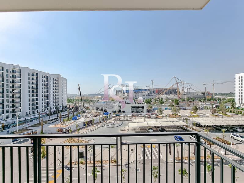 9 water-edge-yas-island-abu-dhabi-balcony (3). JPG