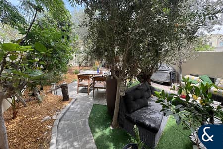 2 Bedroom Villa for Sale in The Springs, Dubai - Exclusive | Springs 14 | Large Plot | 2 Bed
