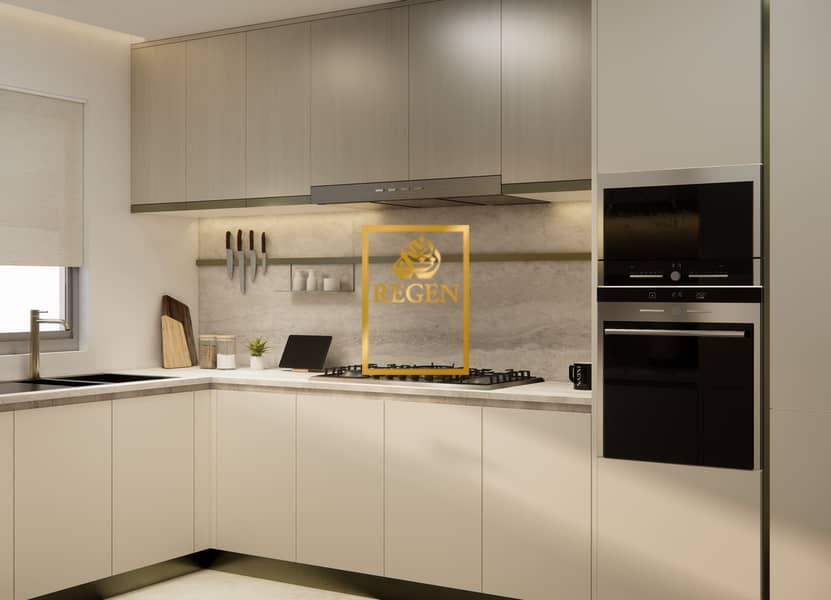 8 Kitchen 1. jpg