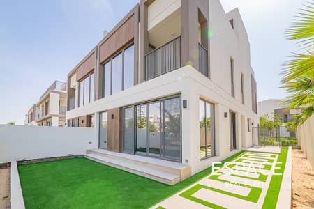 4 Bedroom Villa for Rent in Tilal Al Ghaf, Dubai - Sky Suite | Spacious | Brand New