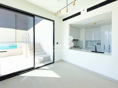 2 Bedroom Apartment for Rent in Jumeirah Village Circle (JVC), Dubai - 2BR Royal Suite | Binghatti | Pool