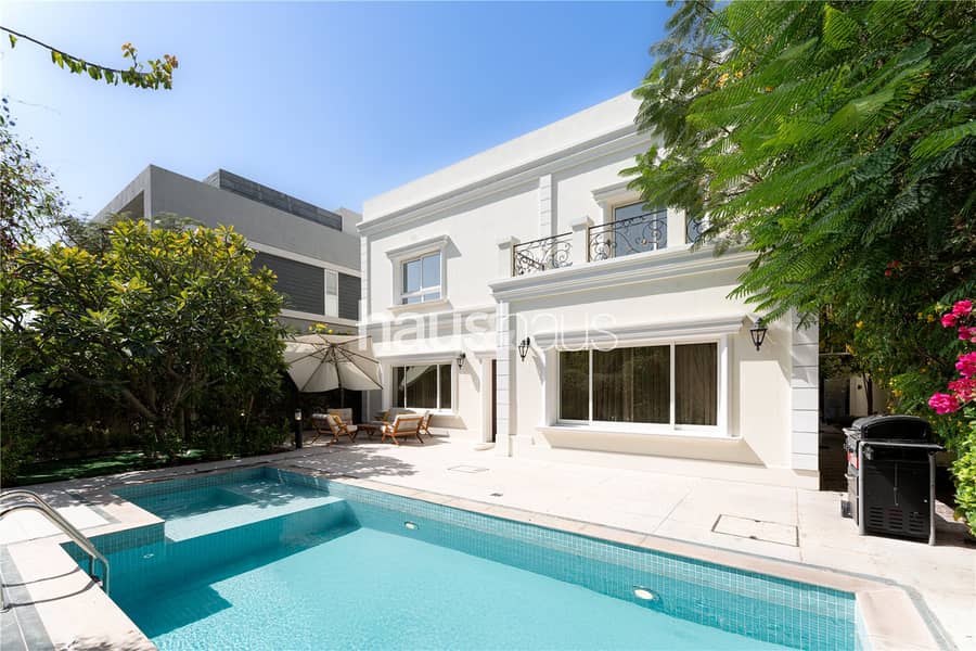 Custom Built Four Bedroom Villa with Park Views Custom Built Four Bedroom Villa with Park Views