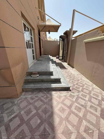 فیلا 4 غرف نوم للايجار في الشامخة، أبوظبي - 0e8e918d-ec3e-4422-a0e9-60772da5d9cc. jpg